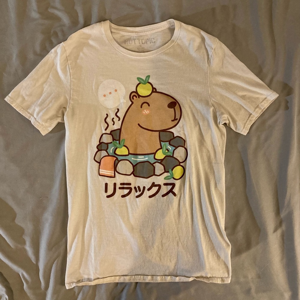 Medium Capybara Hot Topic Graphic Tee